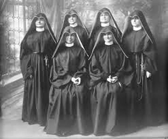 Loreto Sisters, from seriousness to frivolity